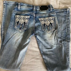 Live hard jeans